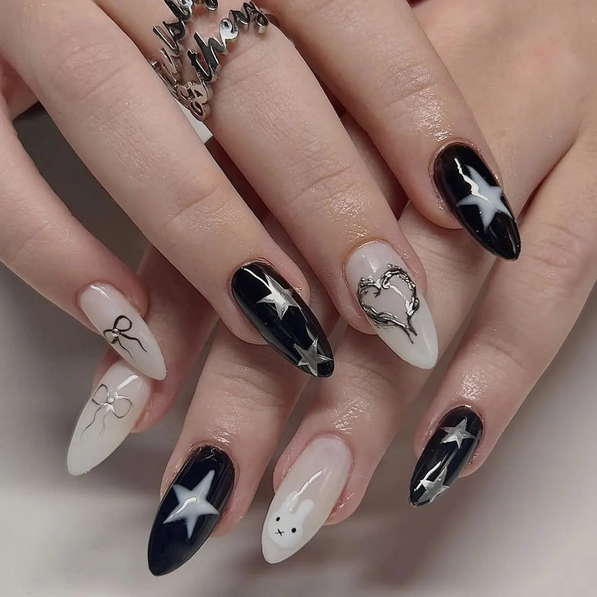 24 pcs Press On Nails Y2K Styles