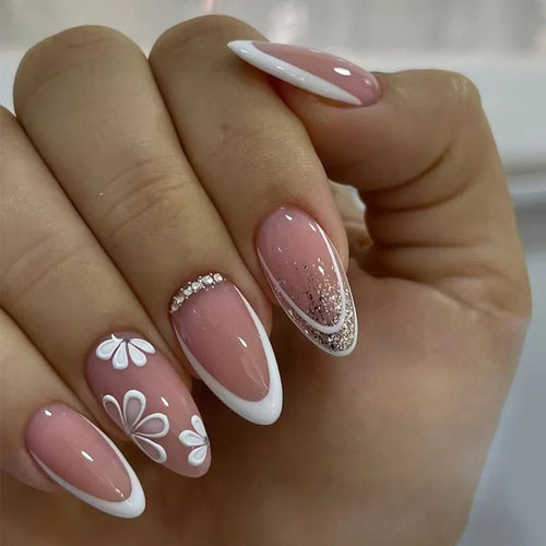 24Pcs 3D Strawberry Rabbit Flower Fake Nails Press on Mid-length Almond Wearable False Nails Green Gradient Pearl Manicure Tips